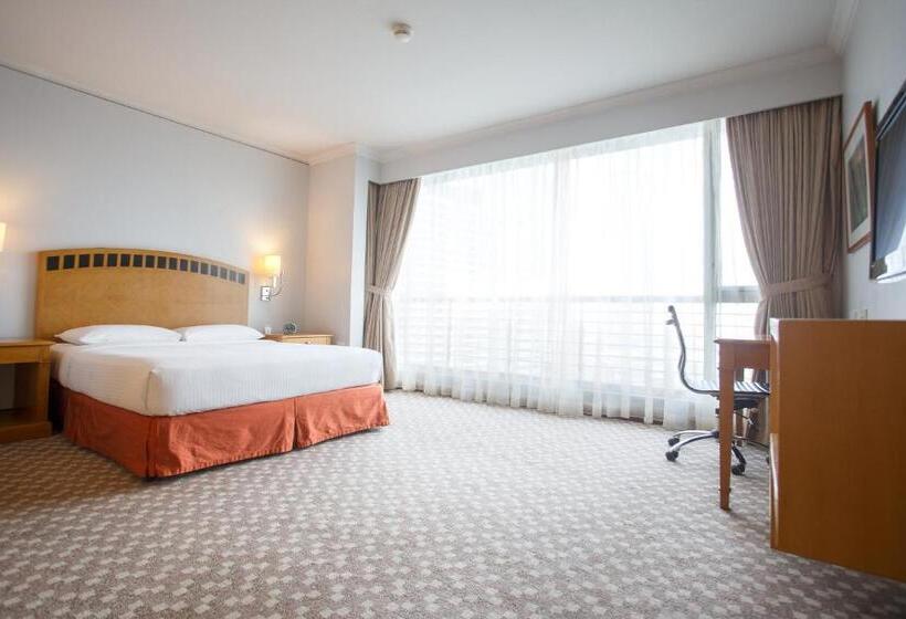 آپارتمان مدیریتی 2 خوابه, The Linden Suites