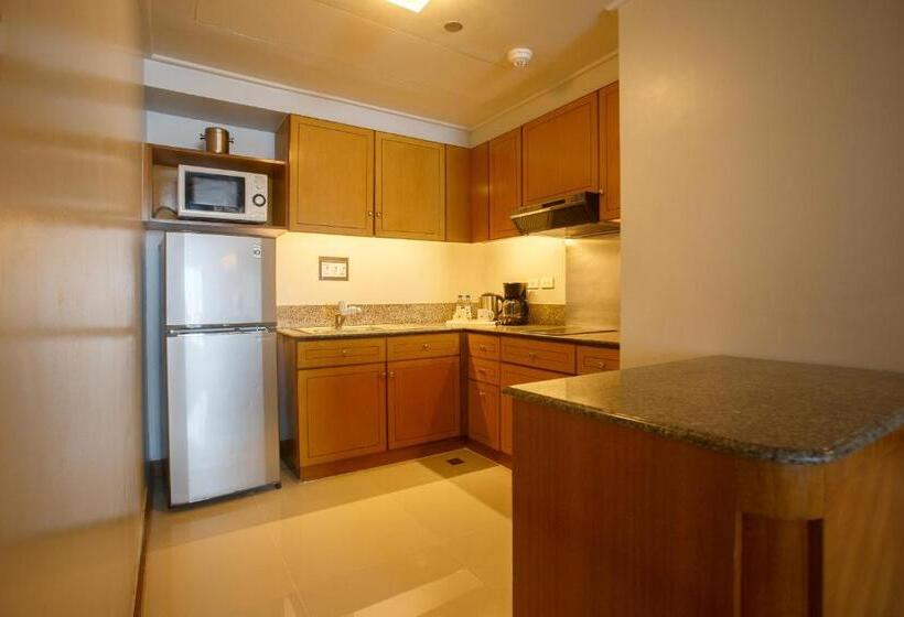 آپارتمان مدیریتی 2 خوابه, The Linden Suites