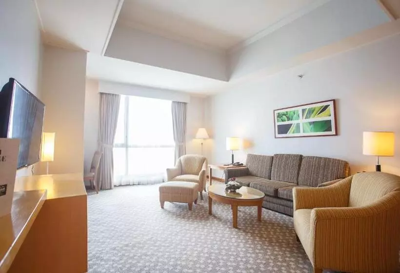 آپارتمان مدیریتی 2 خوابه, The Linden Suites