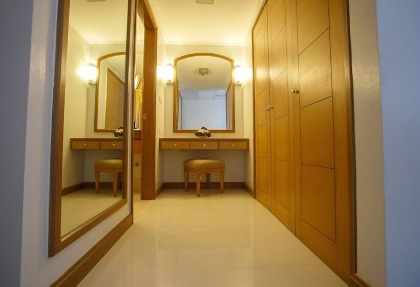 اتاق لوکس, The Linden Suites