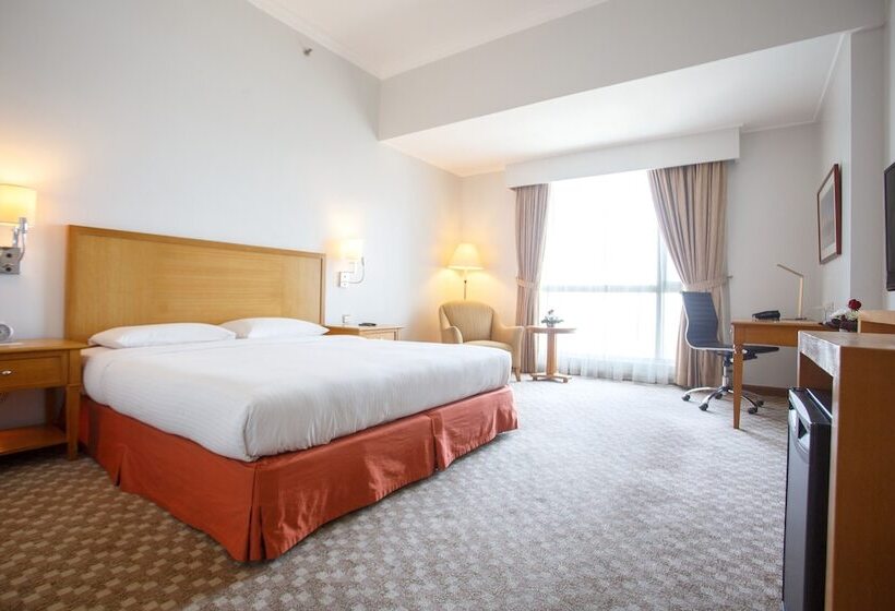 اتاق لوکس, The Linden Suites