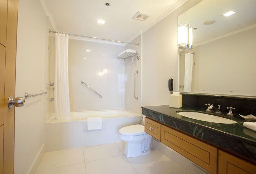 اتاق لوکس, The Linden Suites