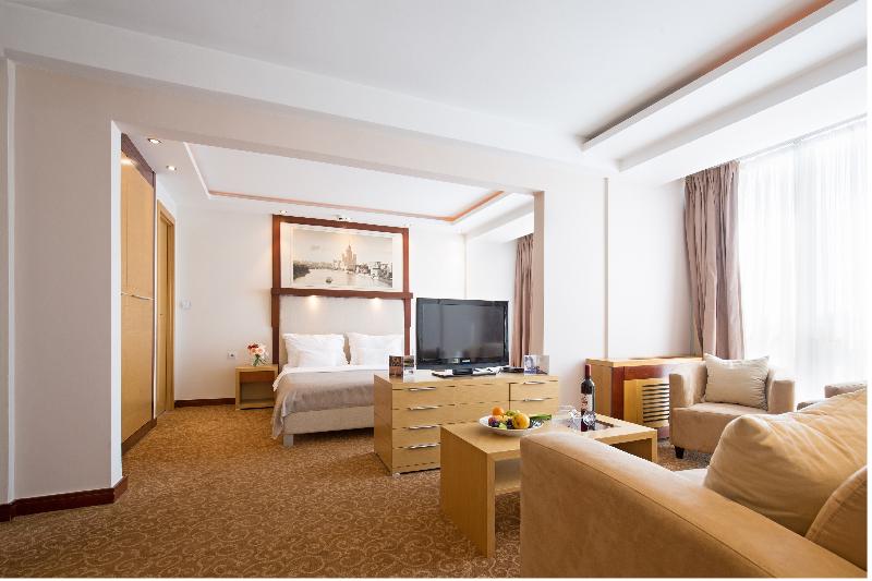 اتاق خانوادگی, Putnik Inn Belgrade