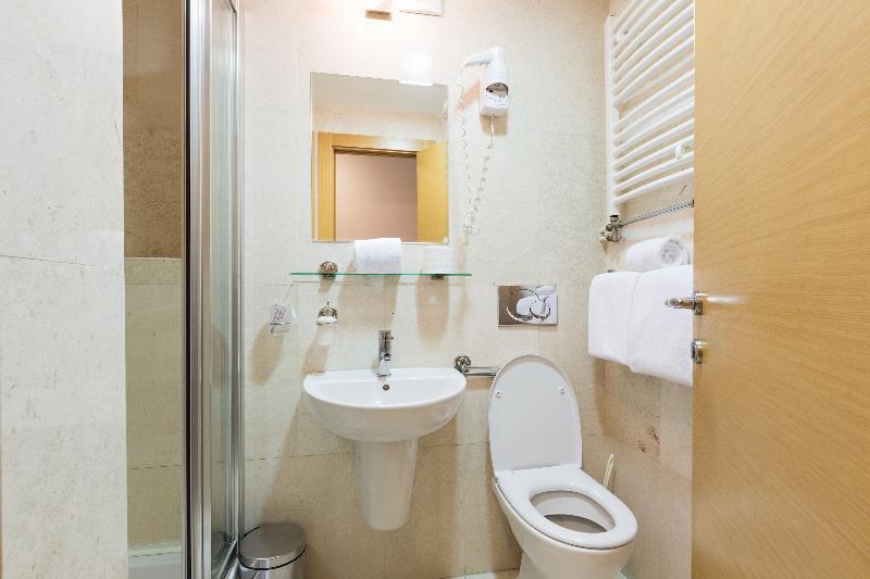 اتاق استاندارد, Putnik Inn Belgrade