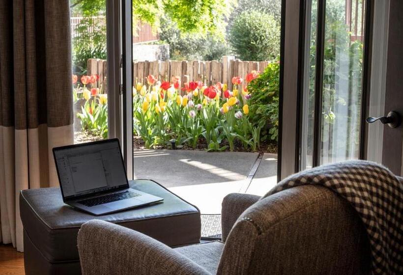 디럭스 룸 가든 전망, Wine Country Inn & Cottages Napa Valley