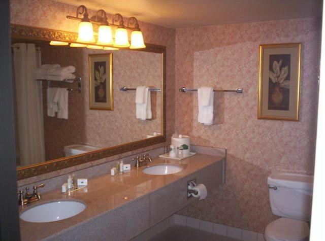 이그제큐티브 스위트 킹침대, Wingate By Wyndham Sulphur Near Lake Charles