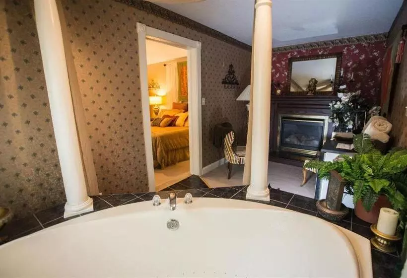 身障者適用キングサイズベッドルーム, Woodstock Inn Bed & Breakfast