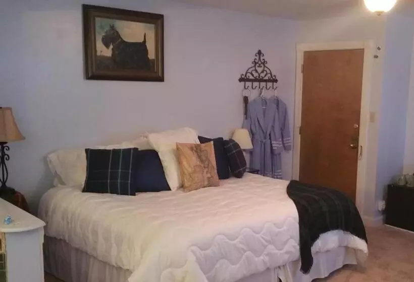 キングサイズベッドのスーペリアルーム, Woodstock Inn Bed & Breakfast