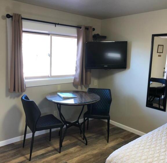 غرفة قياسية, Woodland Motel