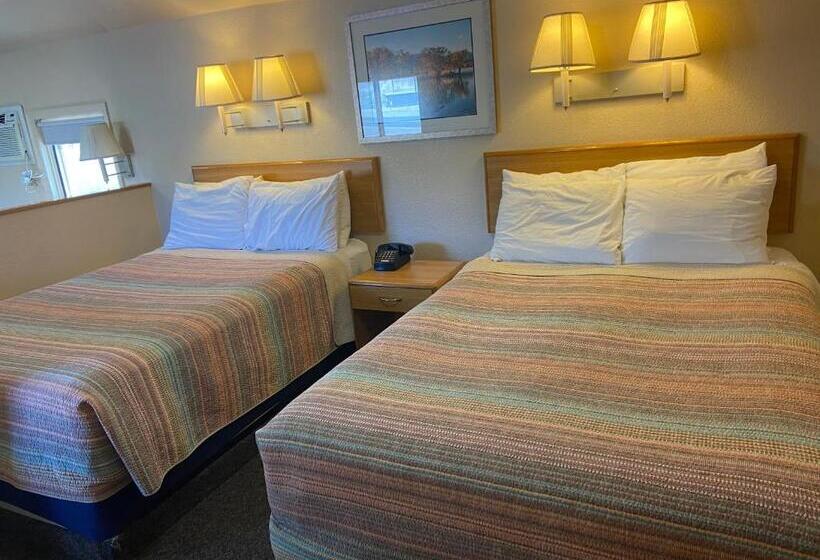 غرفة عائلية, Woodland Motel