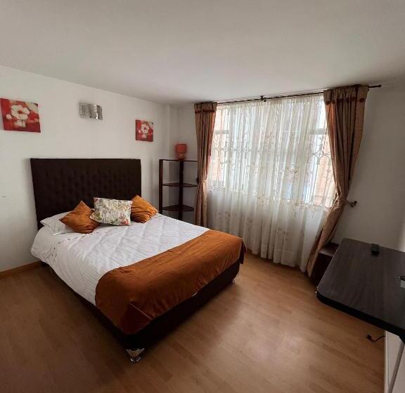 スタンダードルーム, Oporto 83