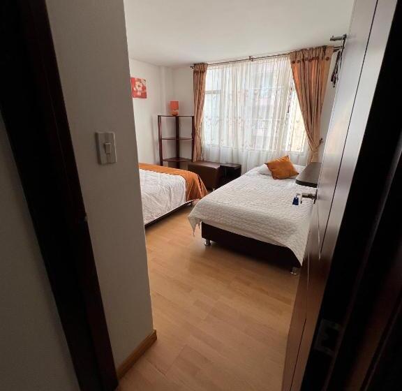 スタンダードトリプルルーム, Oporto 83