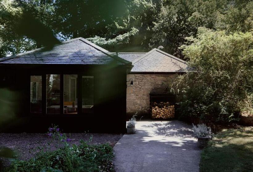 Standard studio with lake view, Boath House Hotel
