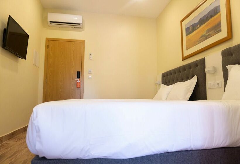 اتاق استاندارد سه نفره, Residencial Do Areeiro