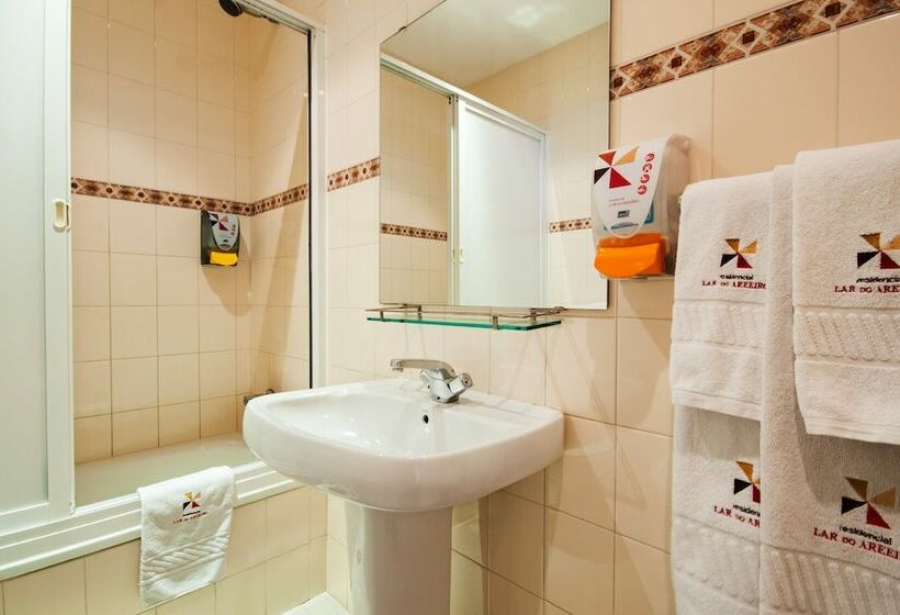 اتاق استاندارد سه نفره, Residencial Do Areeiro