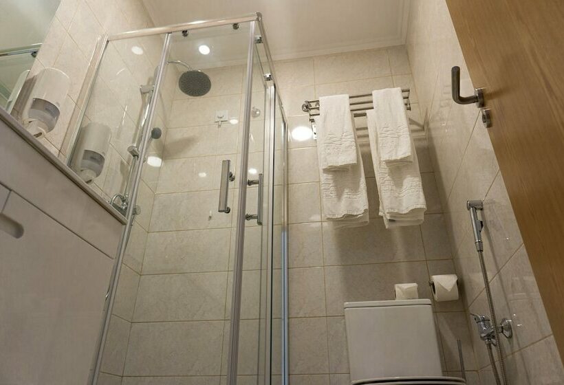 اتاق استاندارد سه نفره, Residencial Do Areeiro