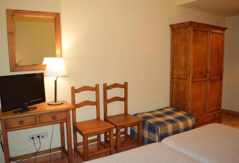 标准间, Hostal Revinuesa