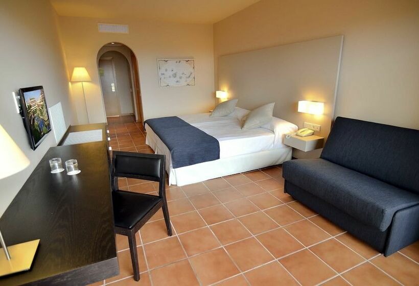 带泳池观景的豪华房, Best Jacaranda