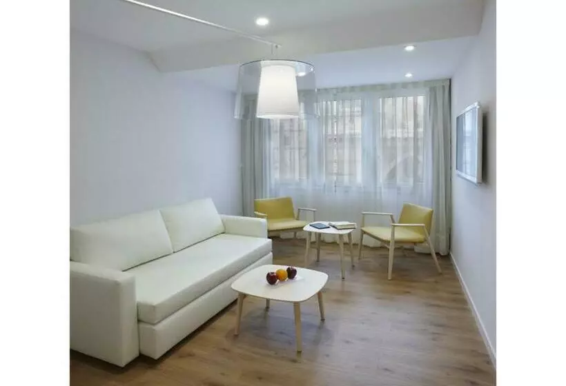 سوئیت جونیور خانوادگی, Maciá Granada Five Senses Rooms & Suites