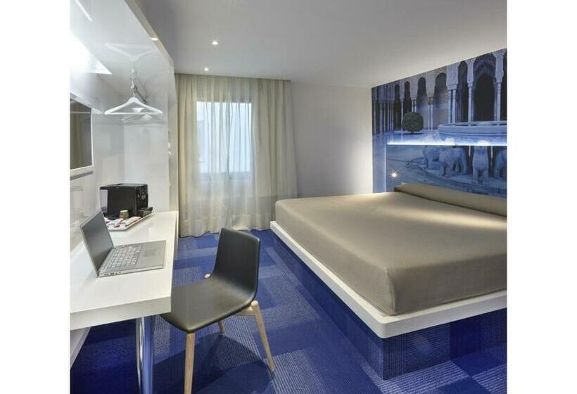 سوئیت جونیور خانوادگی, Maciá Granada Five Senses Rooms & Suites