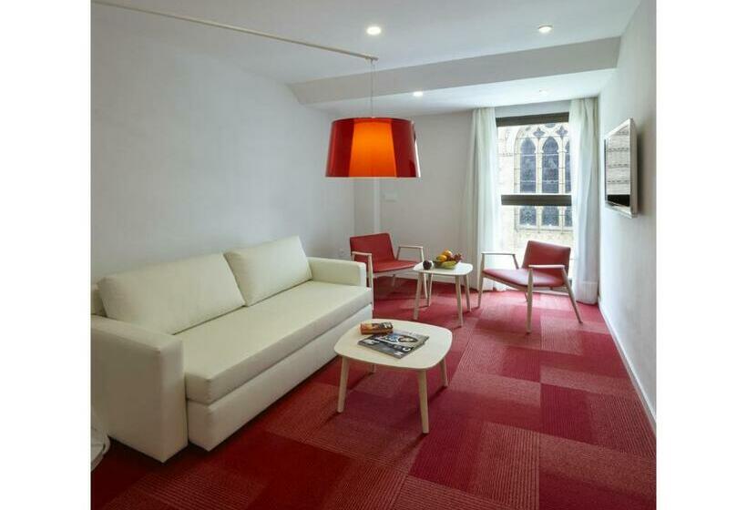 سوئیت جونیور خانوادگی, Maciá Granada Five Senses Rooms & Suites