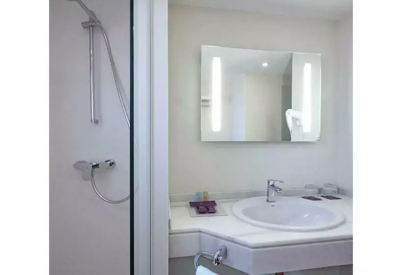 آپارتمان یک خوابه با دری مشترک که هال را جدا می کند., Maciá Granada Five Senses Rooms & Suites