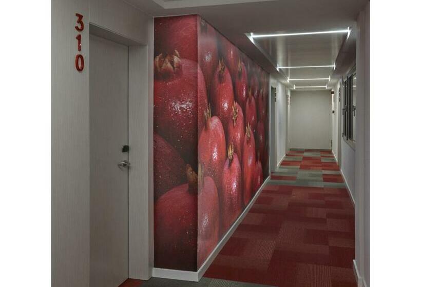 آپارتمان یک خوابه با دری مشترک که هال را جدا می کند., Maciá Granada Five Senses Rooms & Suites