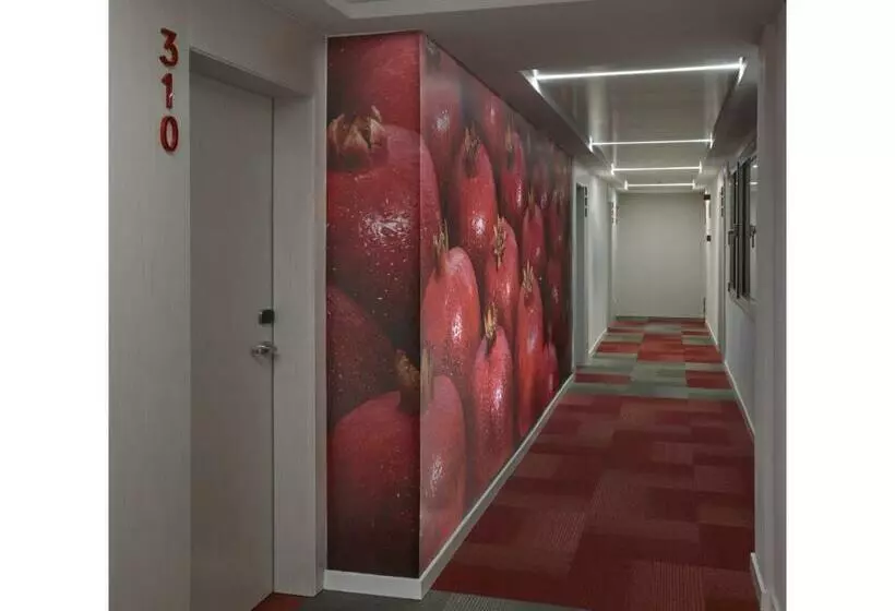 آپارتمان یک خوابه با دری مشترک که هال را جدا می کند., Maciá Granada Five Senses Rooms & Suites