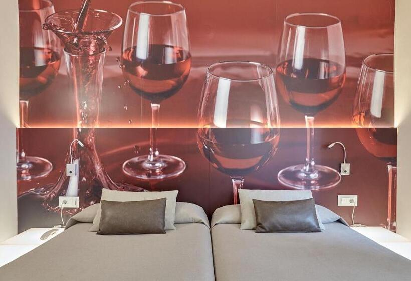 آپارتمان یک خوابه با دری مشترک که هال را جدا می کند., Maciá Granada Five Senses Rooms & Suites