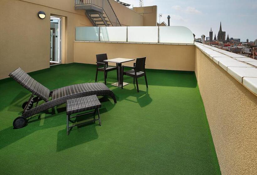 اتاق استاندارد, Hcc Montblanc