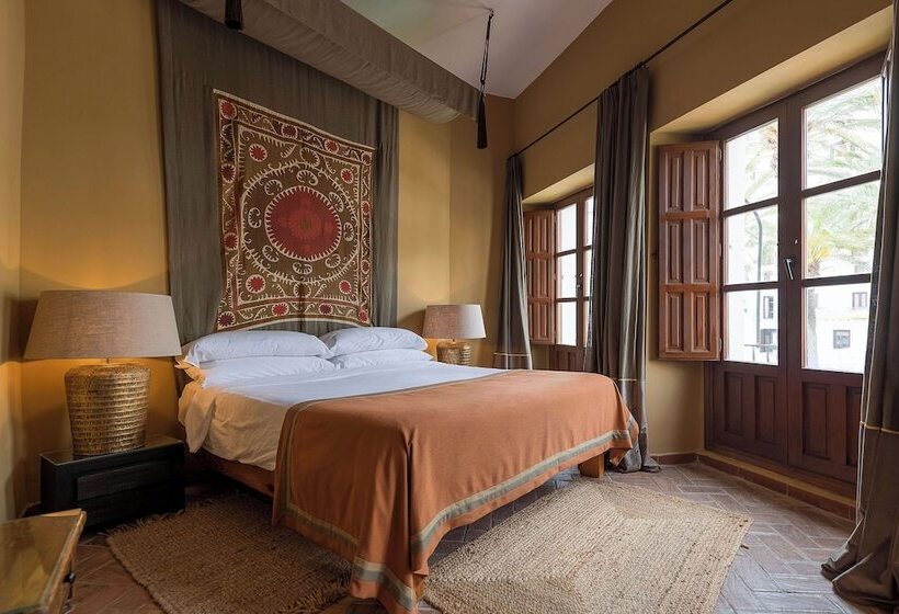 スーペリアールーム, La Casa Del Califa