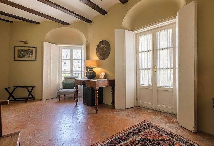 ジュニアスイート, La Casa Del Califa