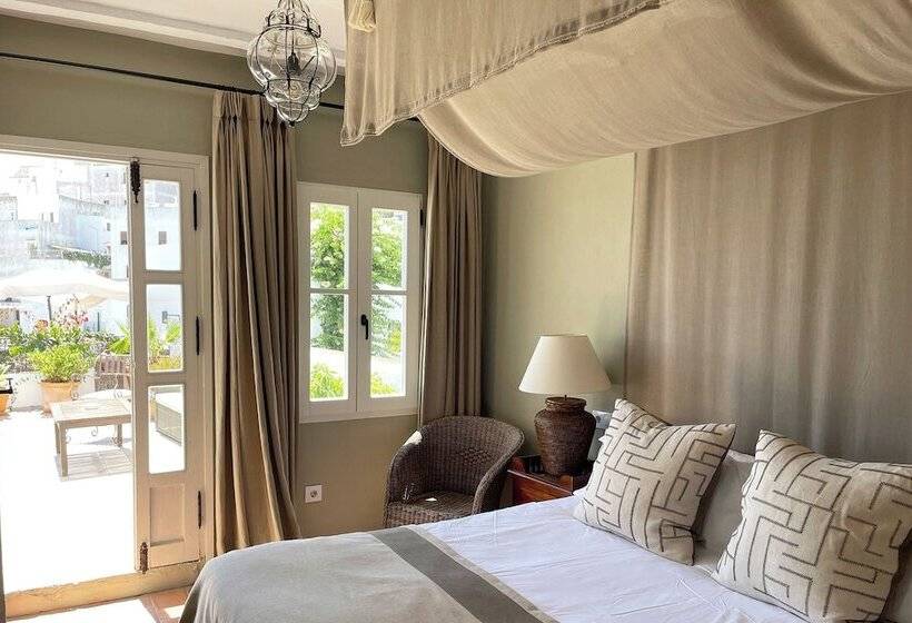 スーペリアールーム, La Casa Del Califa