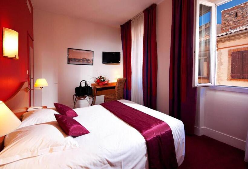 اتاق استاندارد سه نفره, Le Clocher De Rodez Centre Gare