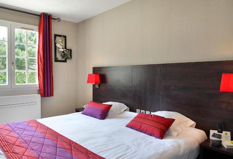 Номер Superior, Logis Hôtel Restaurant Des Châteaux