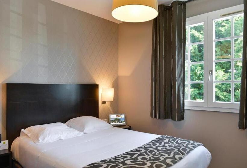 Номер Стандарт, Logis Hôtel Restaurant Des Châteaux