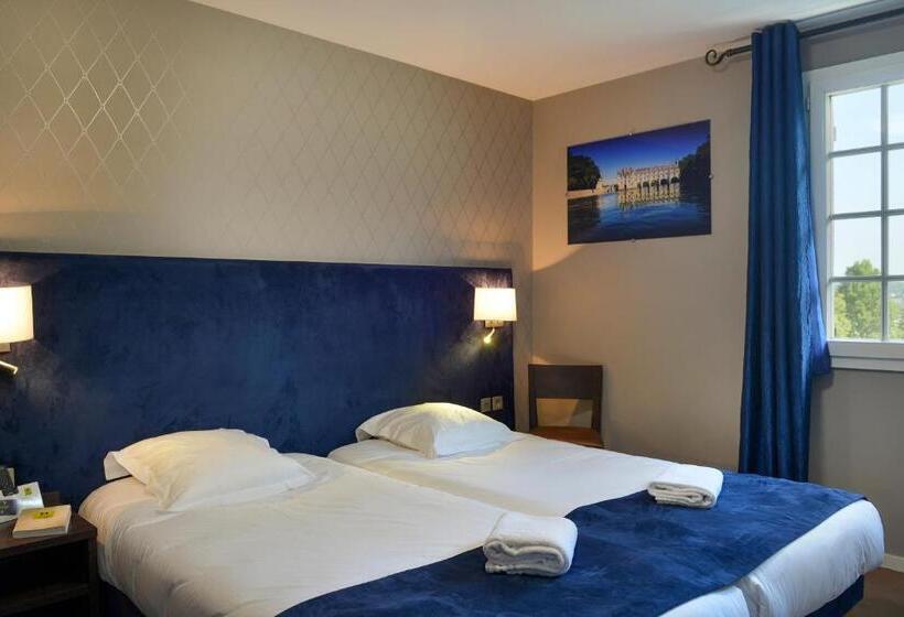 Номер Стандарт, Logis Hôtel Restaurant Des Châteaux