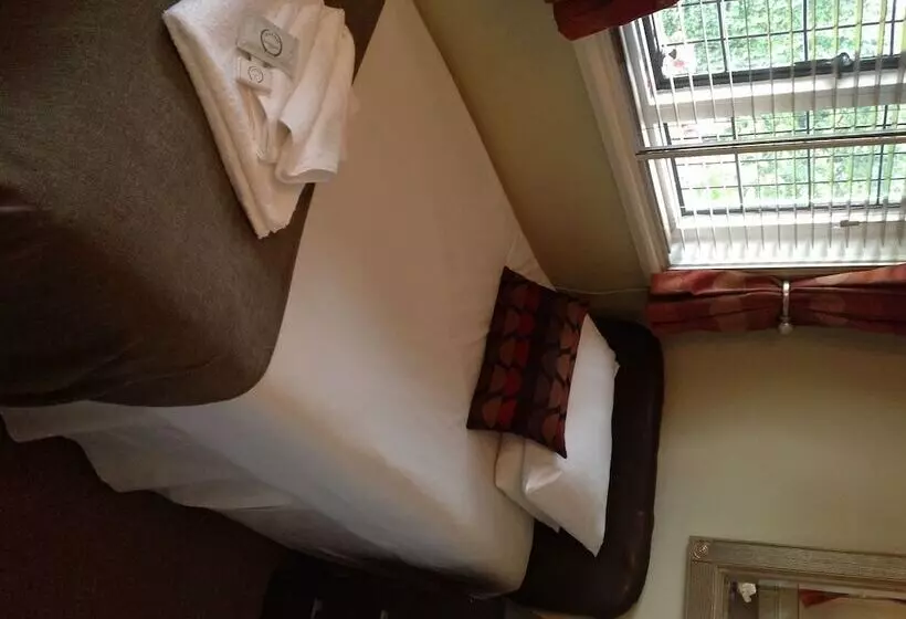 اتاق استاندارد یک نفره, Oak Lodge