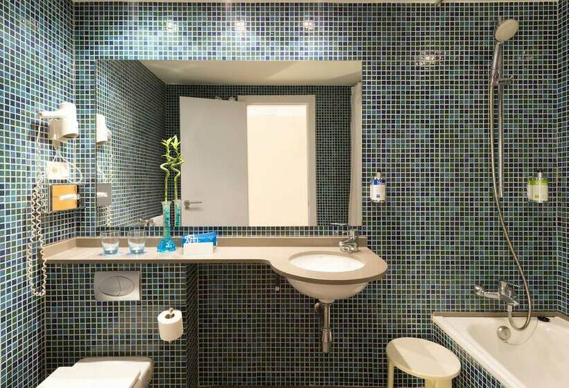 اتاق استاندارد, Port Feria Valencia