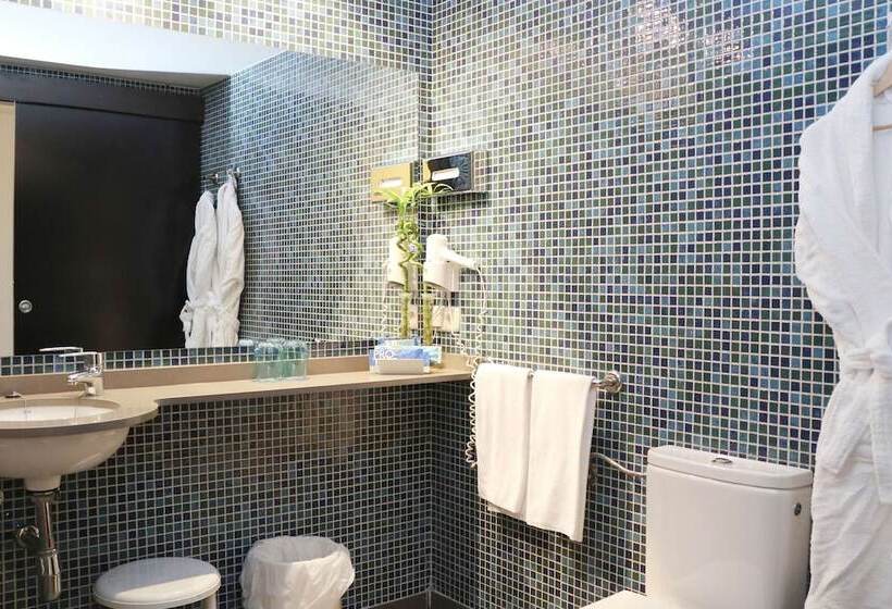 اتاق استاندارد, Port Feria Valencia