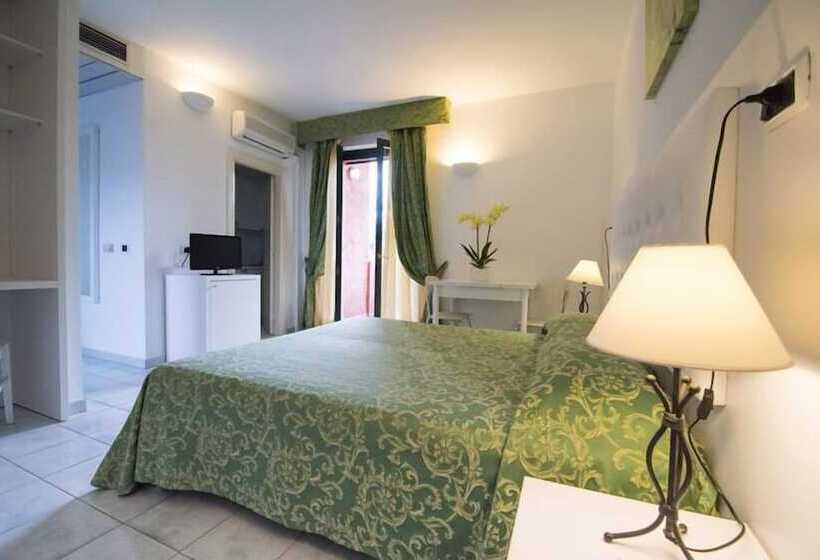 스탠다드 스튜디오, Residence Villa San Giovanni