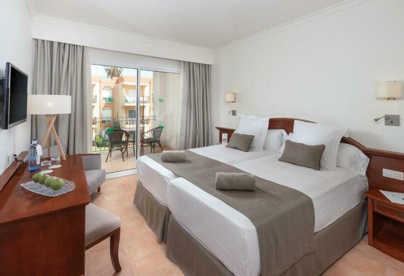 标准间, Valentin Sancti Petri