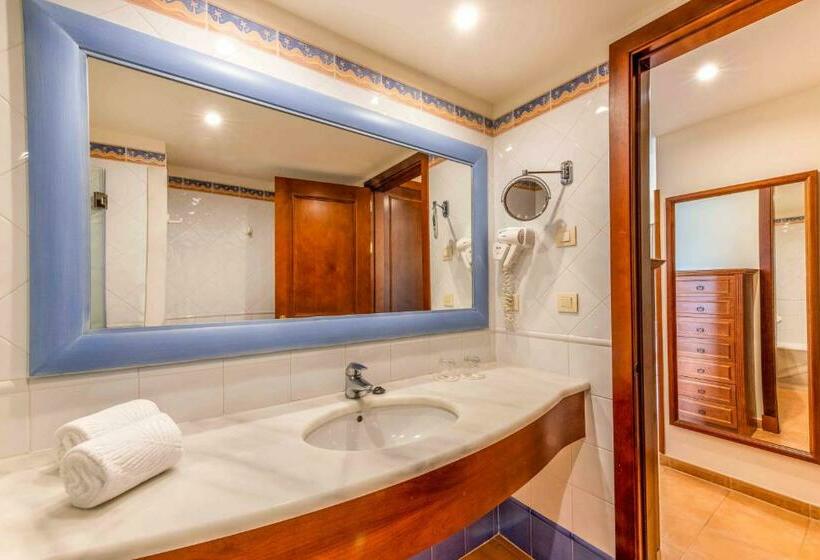 高级房间侧面带海景, Valentin Sancti Petri