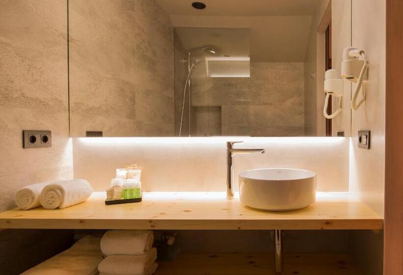 اتاق سوپریور, Xalet Montana