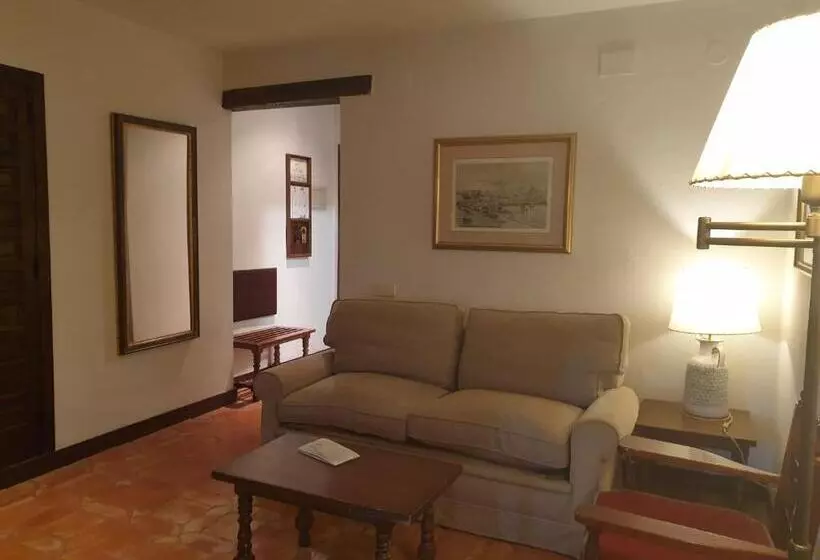 スタンダードトリプルルーム, Parador De Plasencia