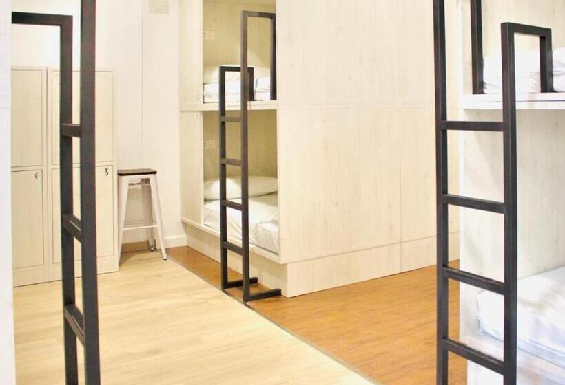 חדר משפחתי, Quartier Leon Hostel Barrio Húmedo