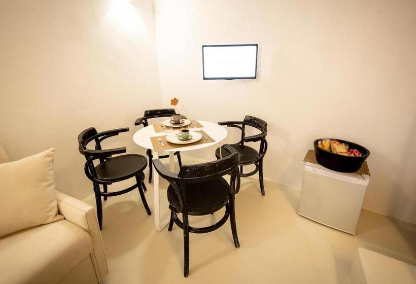 سوییت جونیور با بالکن, La Casa Del Calzolaio