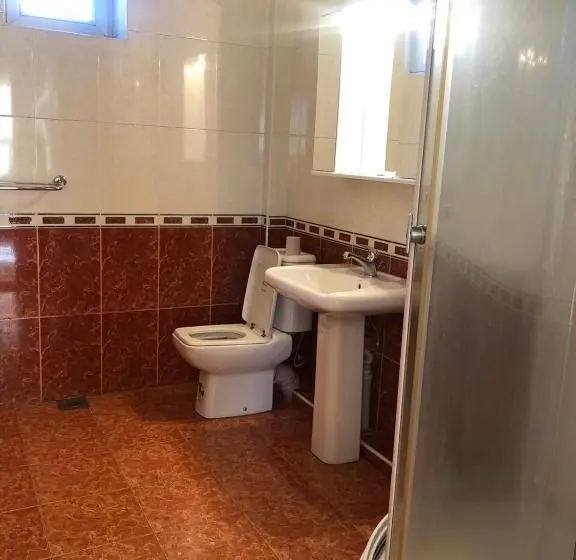 سوییت خانوادگی, Valda Hotel On Tumanyan