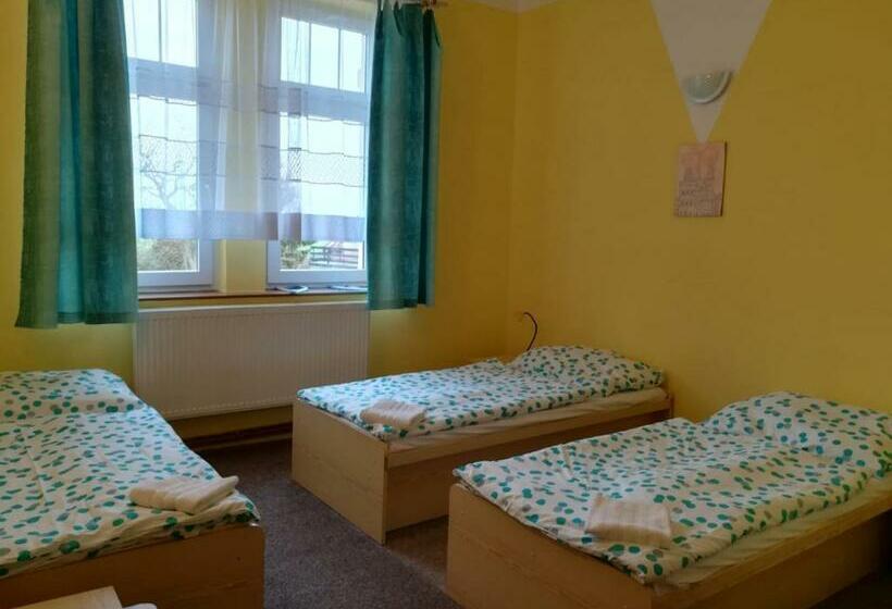 Номер Стандарт Трехместный, Modrá Hvězda Sadská