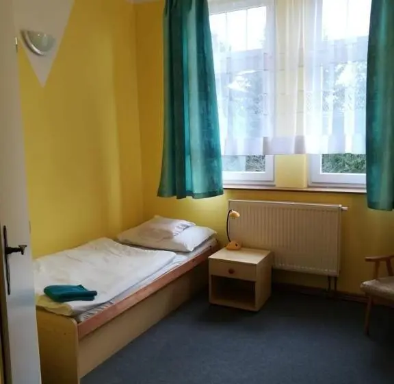 スタンダードシングルルーム, Modrá Hvězda Sadská